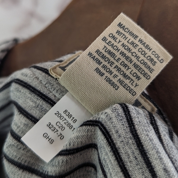 Duluth Shirt Womens Medium Gray Striped Ponte Pro Tunic Pullover V Neck - Picture 9 of 13